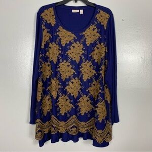 Logo Lavish by Lor Goldstein midnight blue and contrasting lace tunic